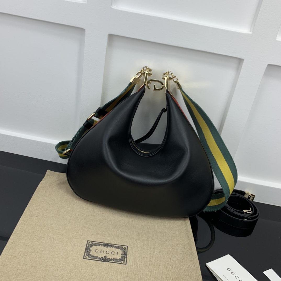 Gucci Hobo Bags